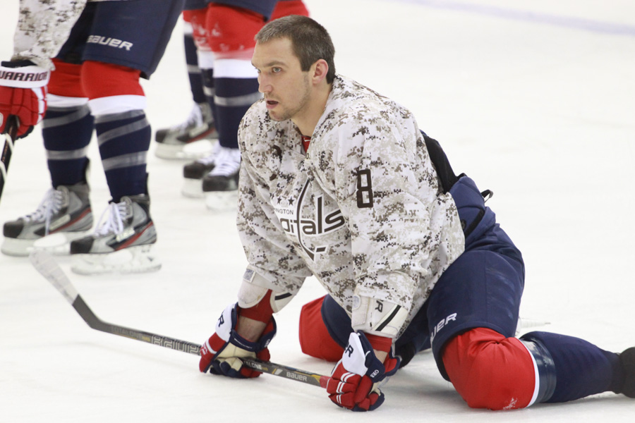Washington Capitals Wear Camouflage Jerseys to Honor Military
