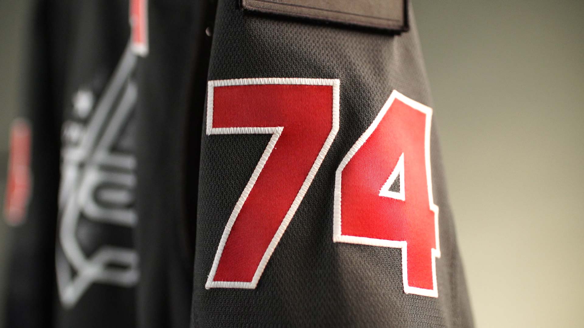 Capitals to wear militarythemed jerseys during warmups of Penguins game