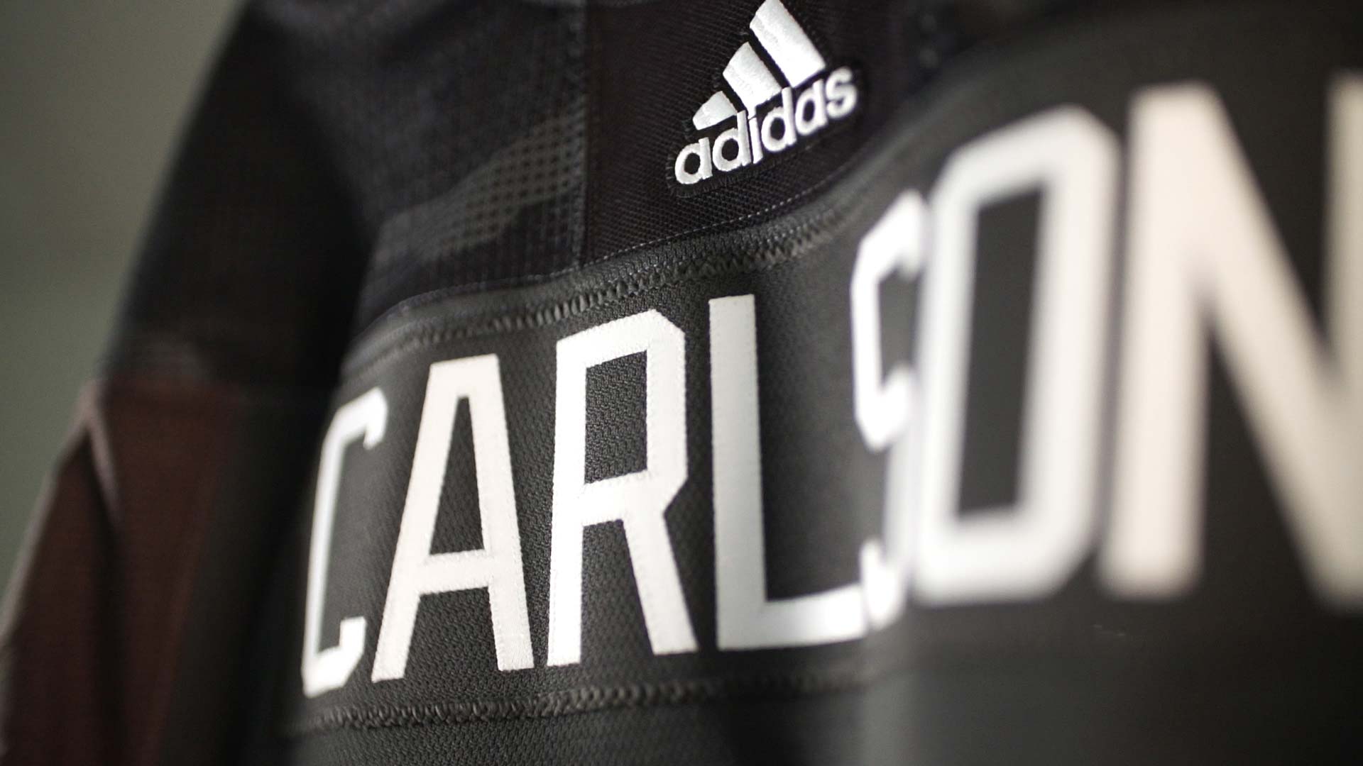 Capitals to wear militarythemed jerseys during warmups of Penguins game