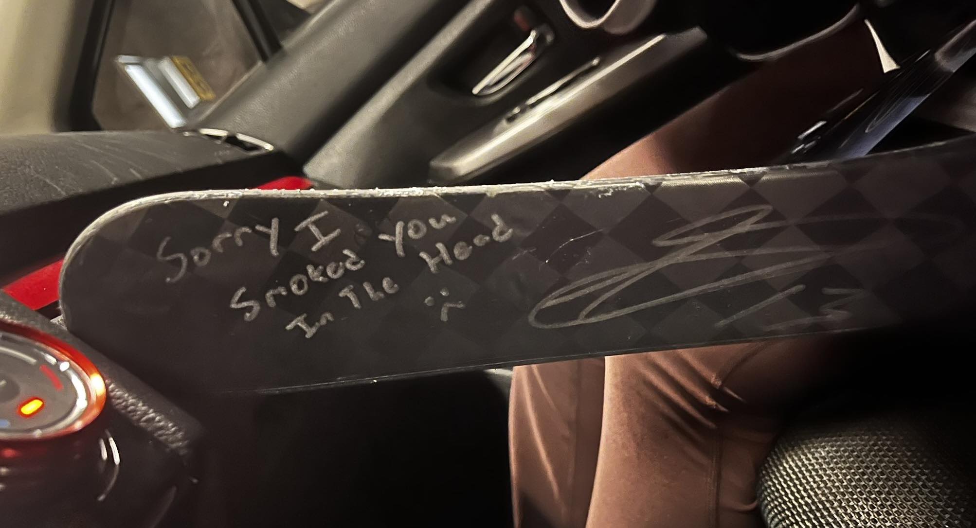 Kings’ Gabriel Vilardi signs stick for fan hit by puck during warmups
