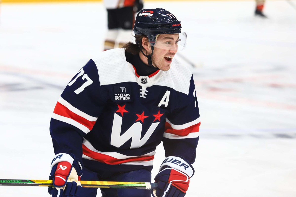 The Capitals will wear their navy blue W jerseys for the final time against the Bruins