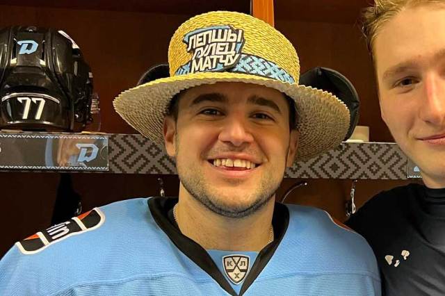 Sam Anas scores first career KHL hat trick in Dinamo Minsk's win over Kunlun Red Star - Vimarsana News