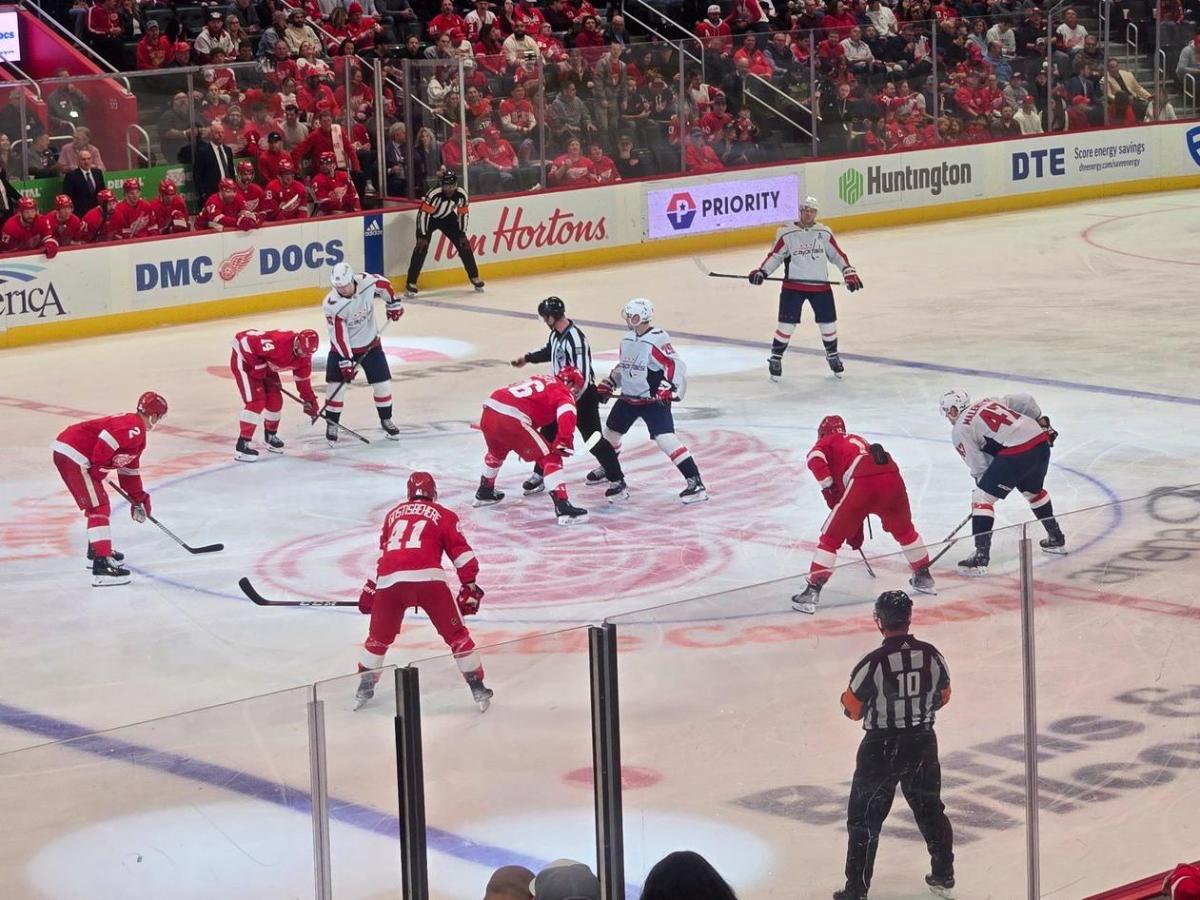 Red Wings absolutely positively trounce Capitals 8-3 - Vimarsana News