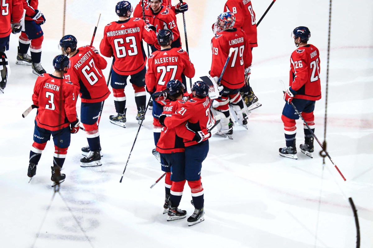 Capitals' playoff hopes may rest on rematch of 13-goal thriller against Carolina Hurricanes - Vimarsana News